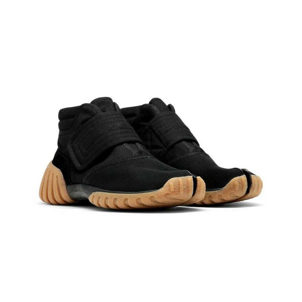 Mens Black/Gum Tabi Tsukiji Scuba Sneakers Maison Margiela Paris Size 42 Italian